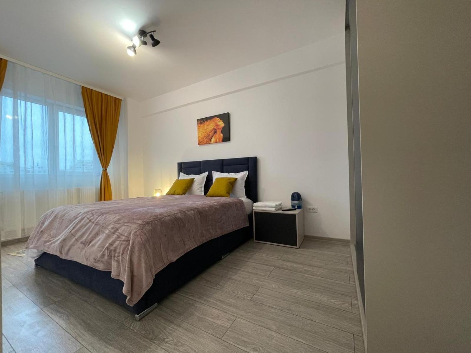 Palas Retreat - Q Residence Яш Екстериор снимка