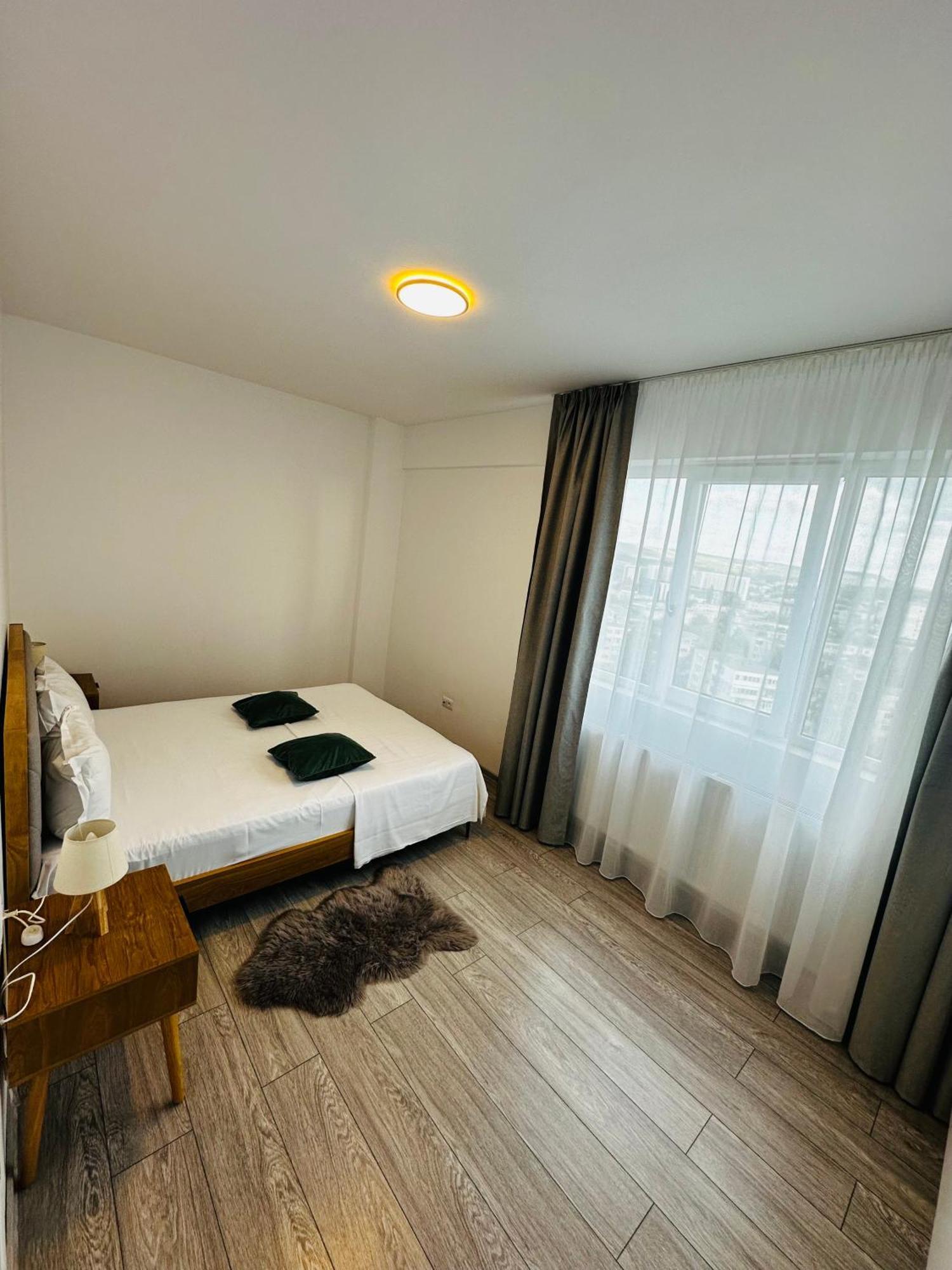 Palas Retreat - Q Residence Яш Екстериор снимка
