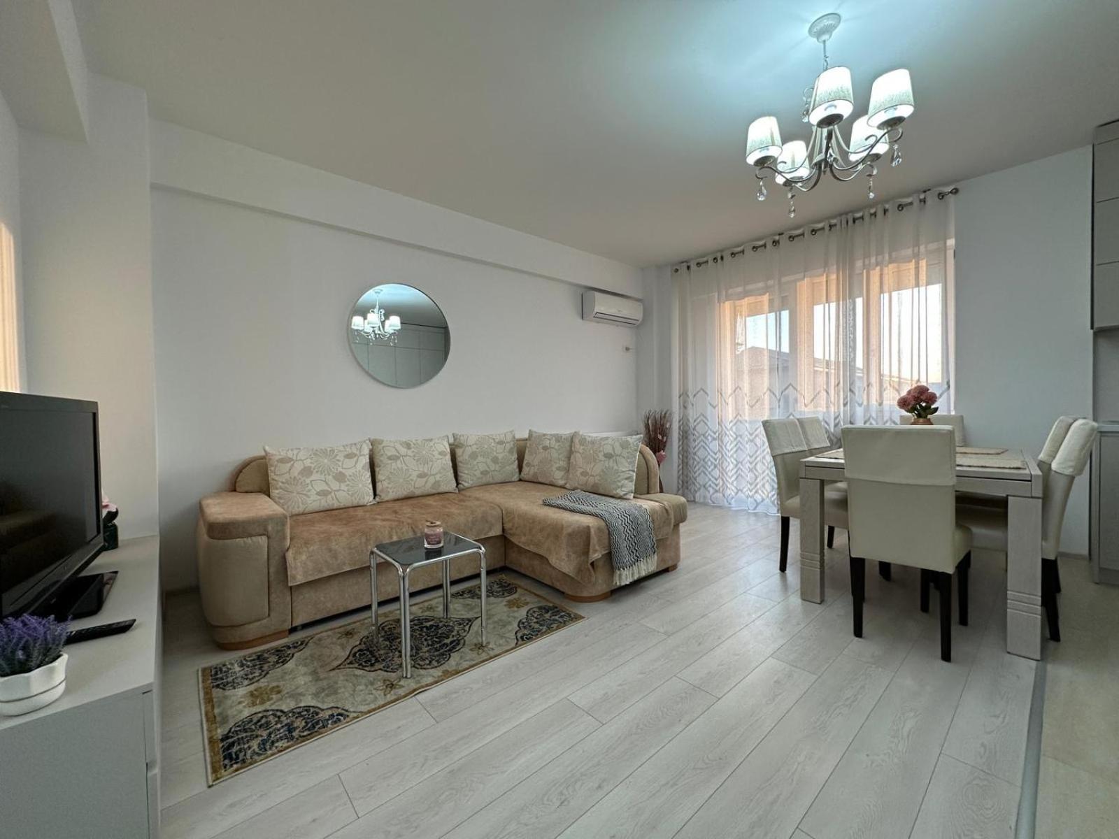Palas Retreat - Q Residence Яш Екстериор снимка